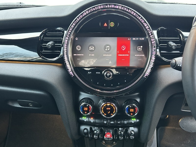 Used MINI Convertible 2024 for sale - 76982186: Photo 8