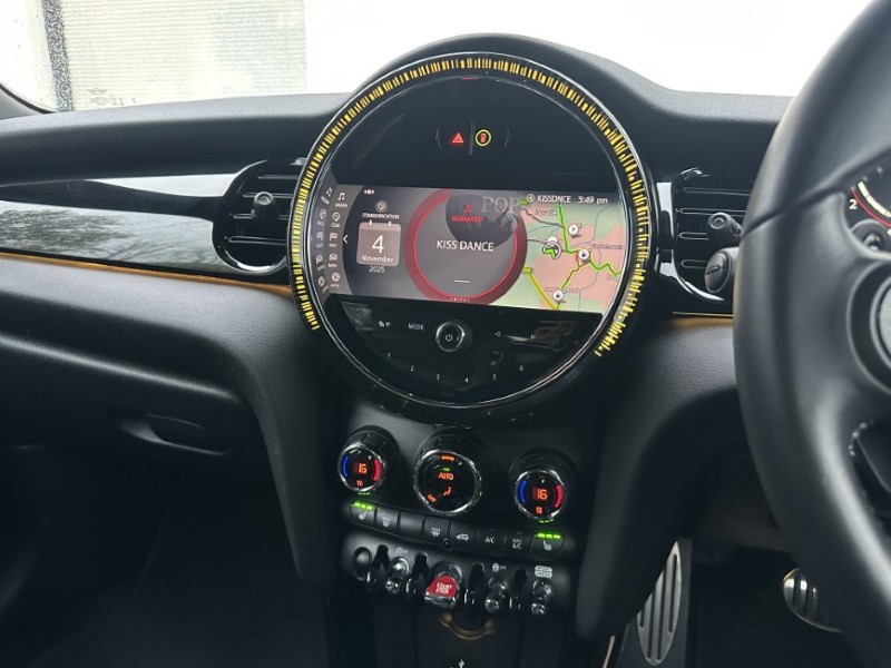 Used MINI Hatch 2022 for sale - 76982455: Photo 8