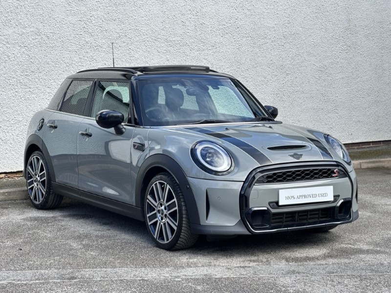 Used MINI Hatch 2022 for sale - 78014729: Photo 1