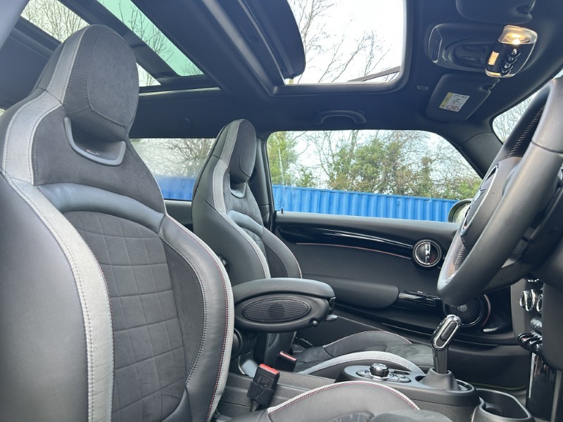 Used MINI Hatch 2024 for sale - 76981884: Photo 11