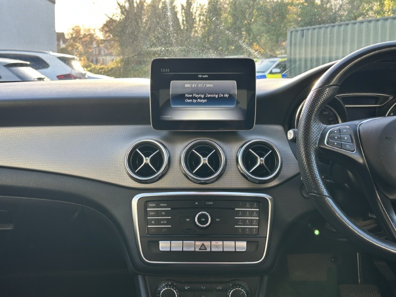 Used Mercedes-Benz GLA 2019 for sale - 77220385: Photo 9