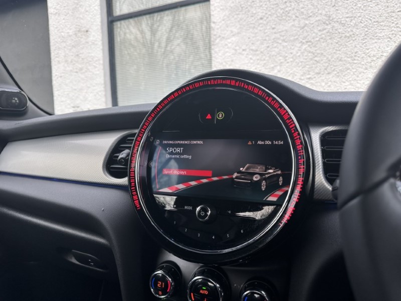 Used MINI Convertible 2023 for sale - 77137812: Photo 19