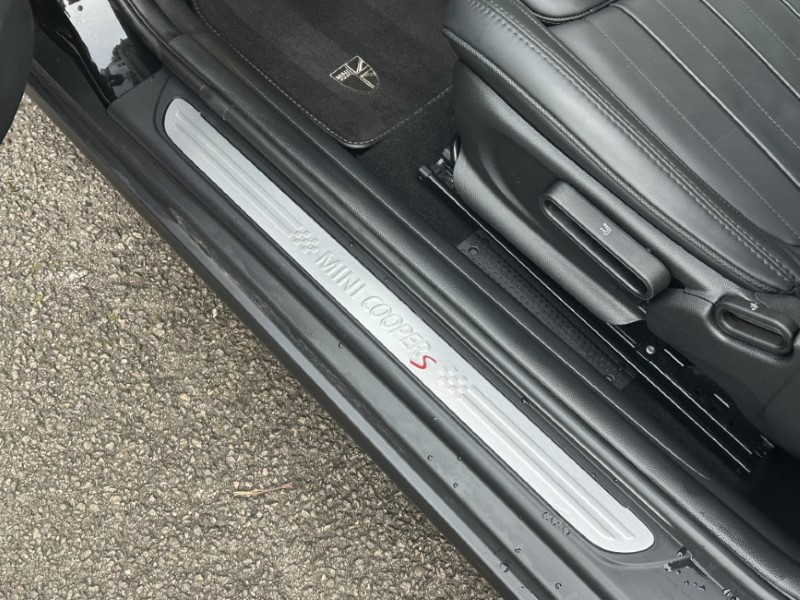 Used MINI Convertible 2023 for sale - 77137812: Photo 29