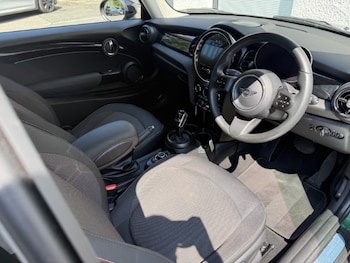 Used MINI Hatch 2023 for sale - 79219542: Photo