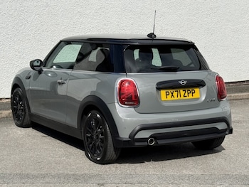 Used MINI Hatch 2021 for sale - 79429559: Photo