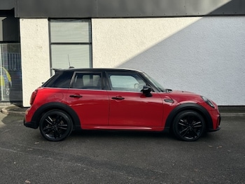 Used MINI Hatch 2022 for sale - 76982055: Photo