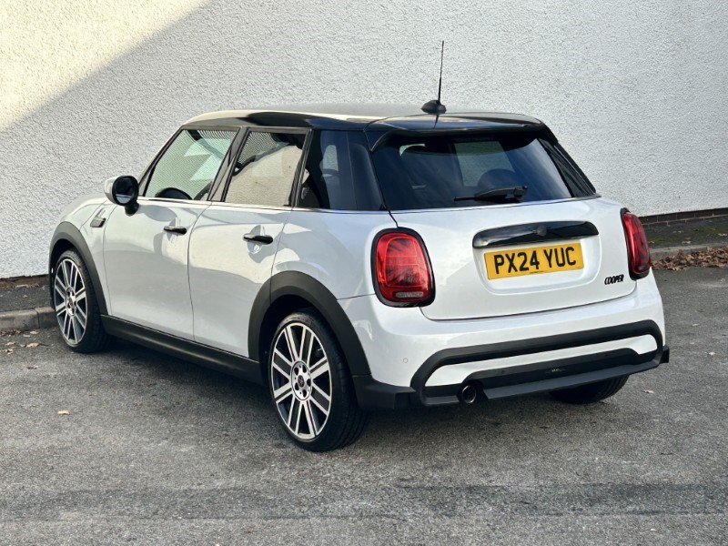 Used MINI Hatch 2024 for sale - 76980834: Photo 2