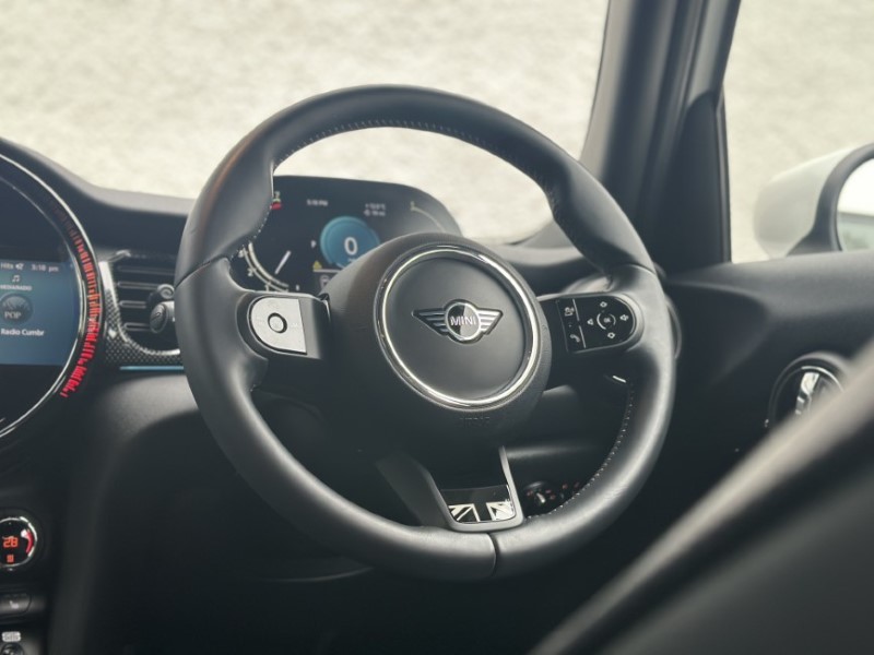 Used MINI Hatch 2024 for sale - 76980834: Photo 5