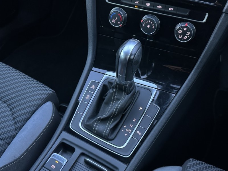 Used Volkswagen Golf 2018 for sale - 76982026: Photo 11