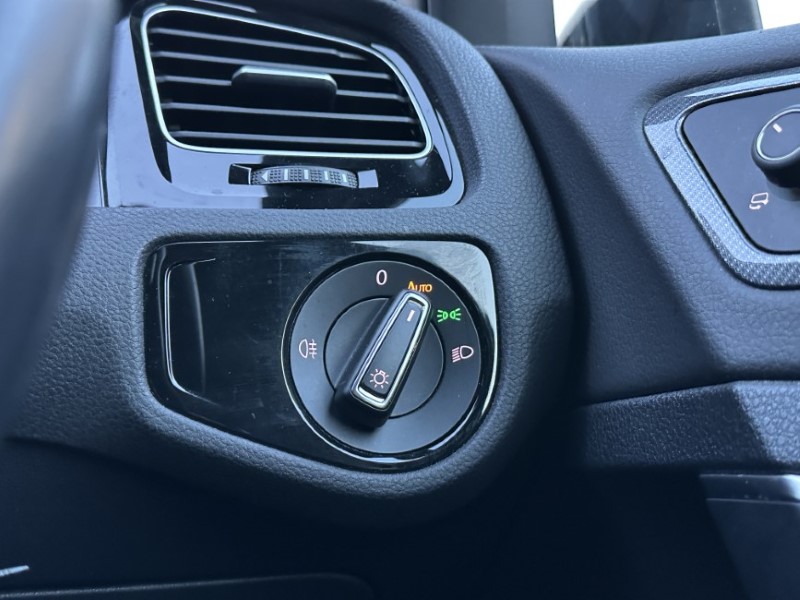 Used Volkswagen Golf 2018 for sale - 76982026: Photo 28