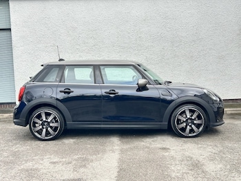 Used MINI Hatch 2024 for sale - 78014739: Photo