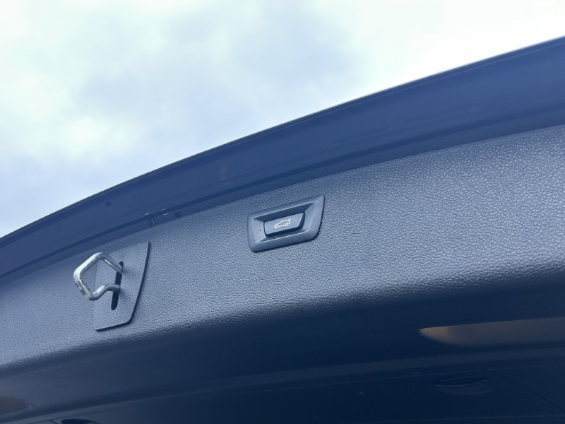 Used BMW 3 Series 2018 for sale - 76982018: Photo 31