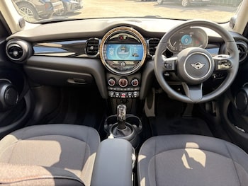 Used MINI Hatch 2023 for sale - 78708824: Photo
