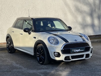 Used MINI Hatch 2018 for sale - 78028111: Photo