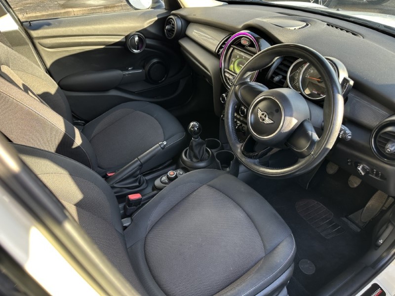 Used MINI Hatch 2018 for sale - 78028111: Photo 7