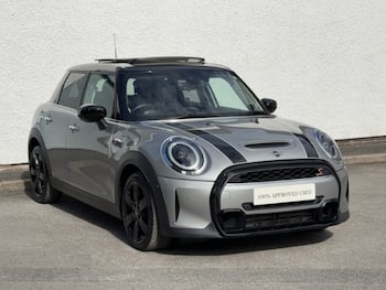 Used MINI Hatch 2023 for sale - 79798607: Photo
