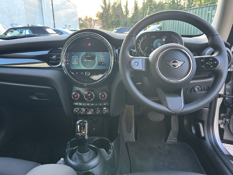 Used MINI Hatch 2024 for sale - 76981652: Photo 4