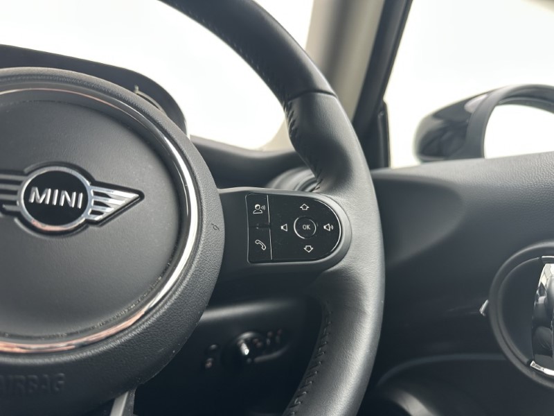 Used MINI Hatch 2023 for sale - 77950802: Photo 25