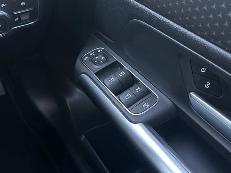 Used Mercedes-Benz GLA 2023 for sale - 77127665: Photo 33