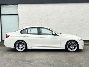 Used BMW 3 Series 2017 for sale - 77198376: Photo