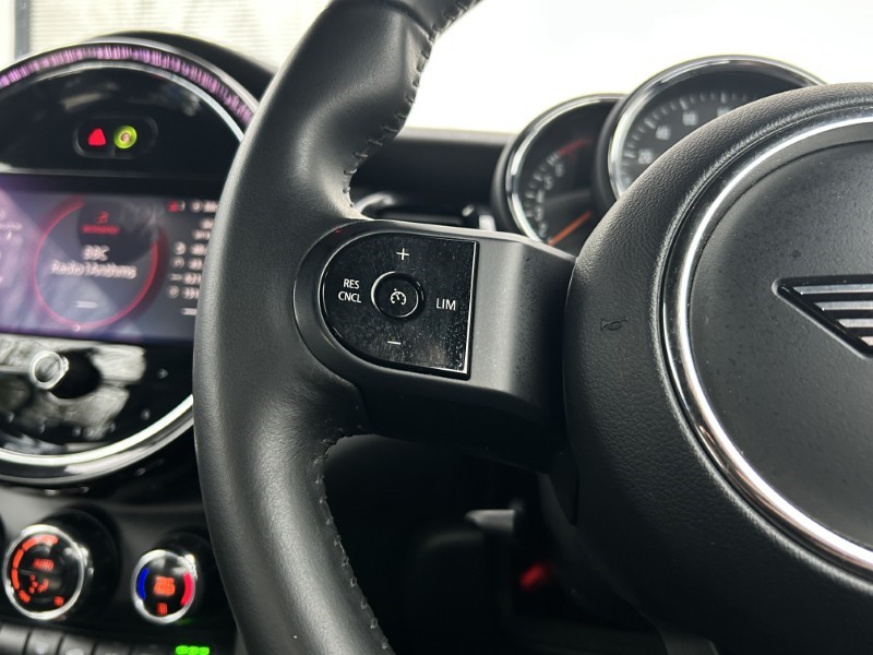 Used MINI Convertible 2022 for sale - 77148041: Photo 21