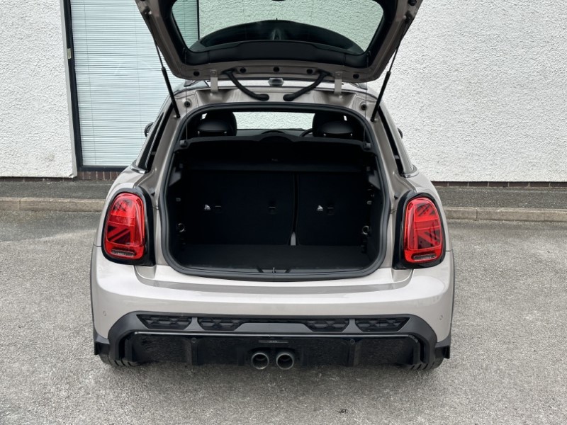 Used MINI Hatch 2023 for sale - 77997070: Photo 13