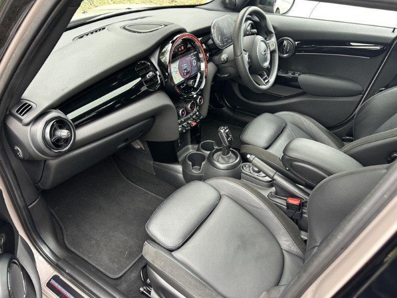 Used MINI Hatch 2023 for sale - 77997070: Photo 8