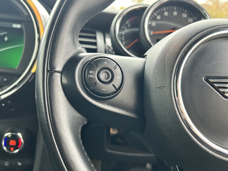 Used MINI Convertible 2019 for sale - 76981874: Photo 20