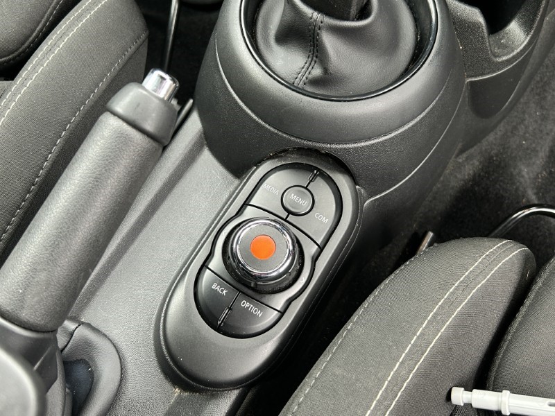 Used MINI Convertible 2019 for sale - 76981874: Photo 24