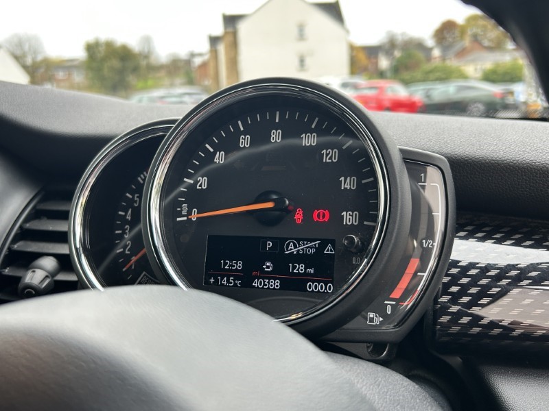 Used MINI Convertible 2019 for sale - 76981874: Photo 8