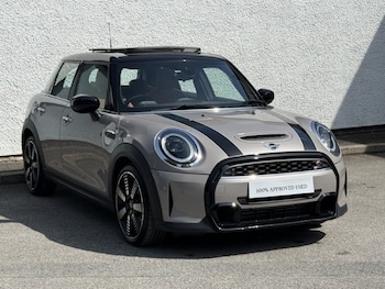 Used MINI Hatch 2023 for sale - 79459797: Photo