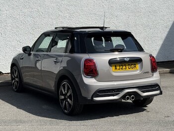 Used MINI Hatch 2023 for sale - 79459797: Photo