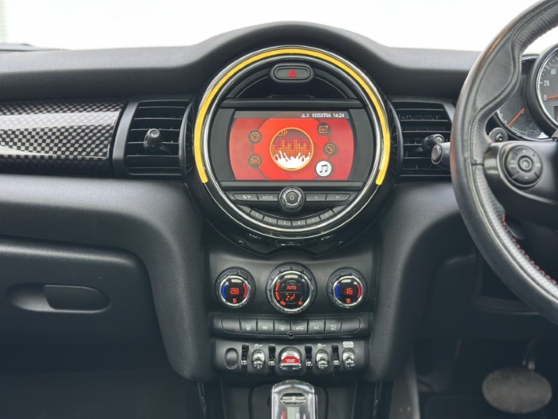 Used MINI Hatch 2018 for sale - 77198370: Photo 8