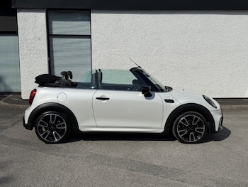 Used MINI Convertible 2023 for sale - 79029838: Photo