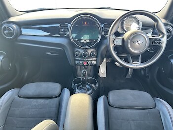 Used MINI Hatch 2022 for sale - 76980847: Photo