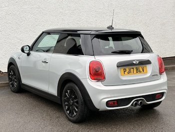 Used MINI Hatch 2017 for sale - 78386932: Photo