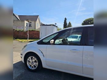Used Ford S-Max 2014 for sale - 75223346: Photo