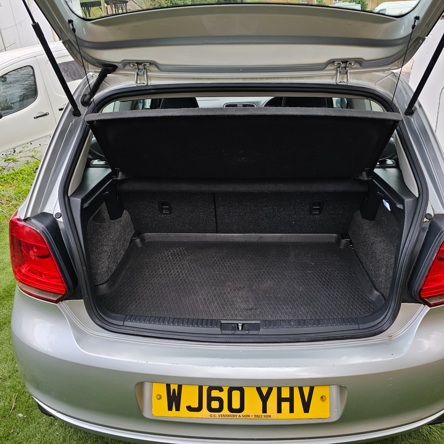 Vehicle 19