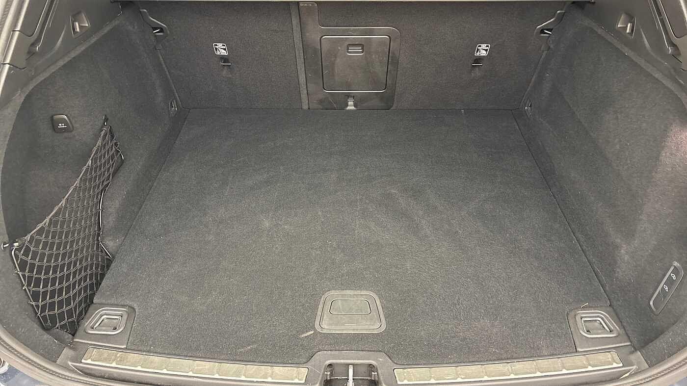 Used Volvo XC60 2025 for sale - 77978388: Photo 5