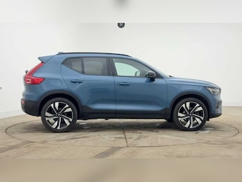 Used Volvo XC40 2025 for sale - 77626248: Photo