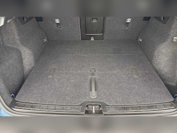 Used Volvo XC40 2025 for sale - 77626248: Photo