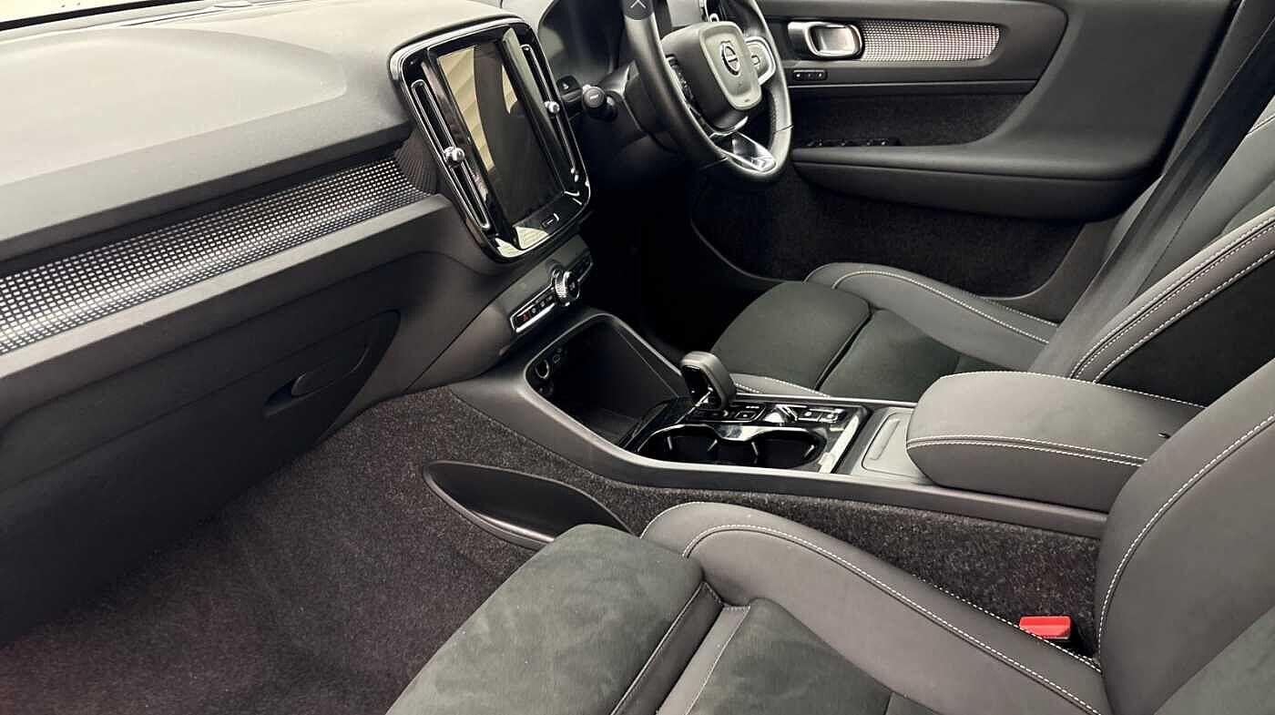 Used Volvo XC40 2025 for sale - 77626248: Photo 5