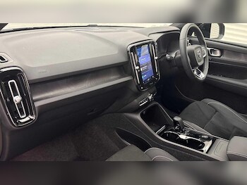 Used Volvo XC40 2022 for sale - 77585710: Photo