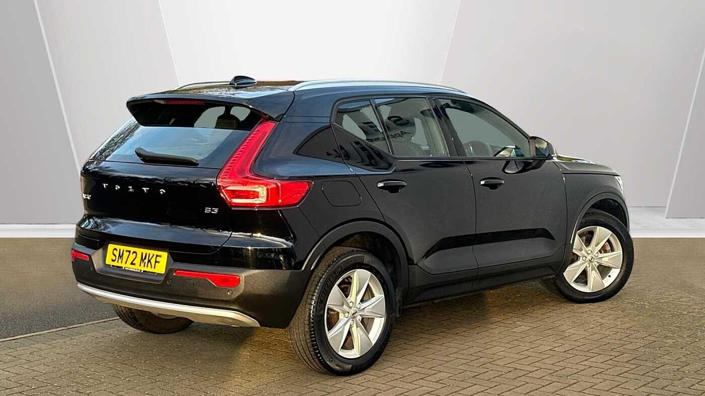 Used Volvo XC40 2023 for sale - 77363743: Photo 2