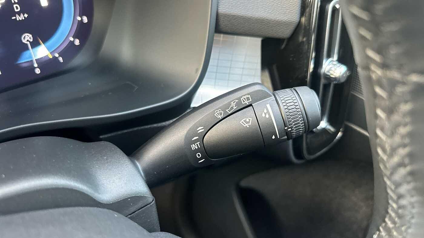 Used Volvo XC40 2023 for sale - 77363743: Photo 23