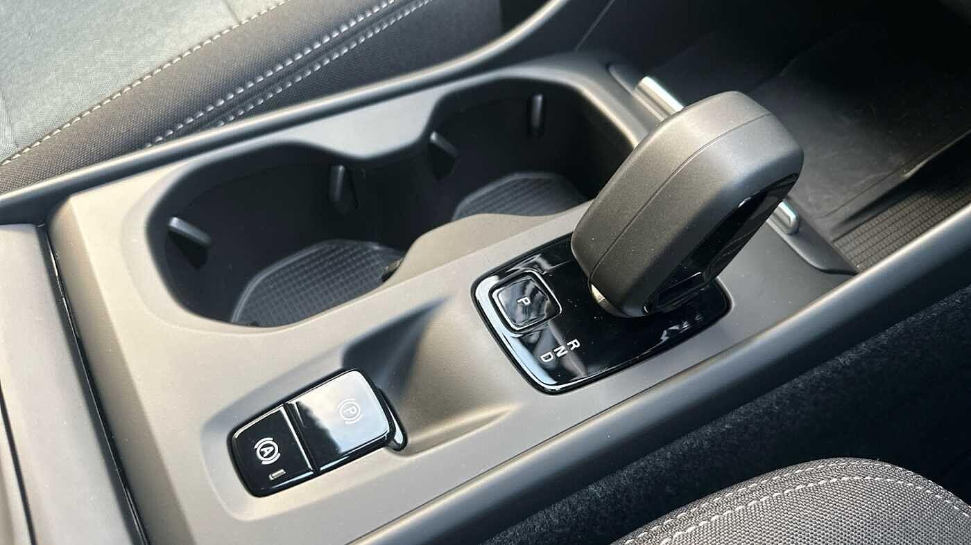 Used Volvo XC40 2023 for sale - 77363743: Photo 25