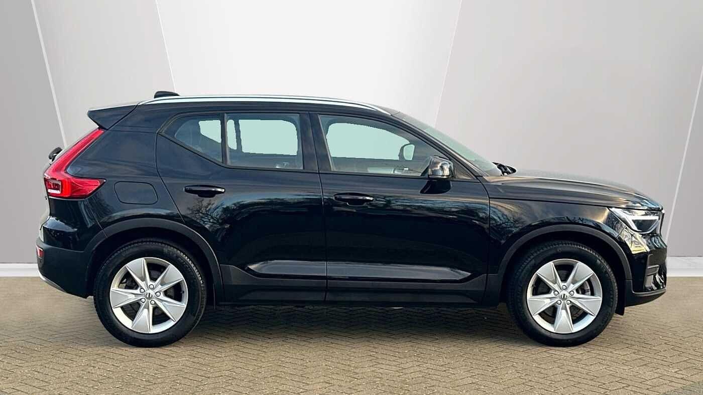 Used Volvo XC40 2023 for sale - 77363743: Photo 3