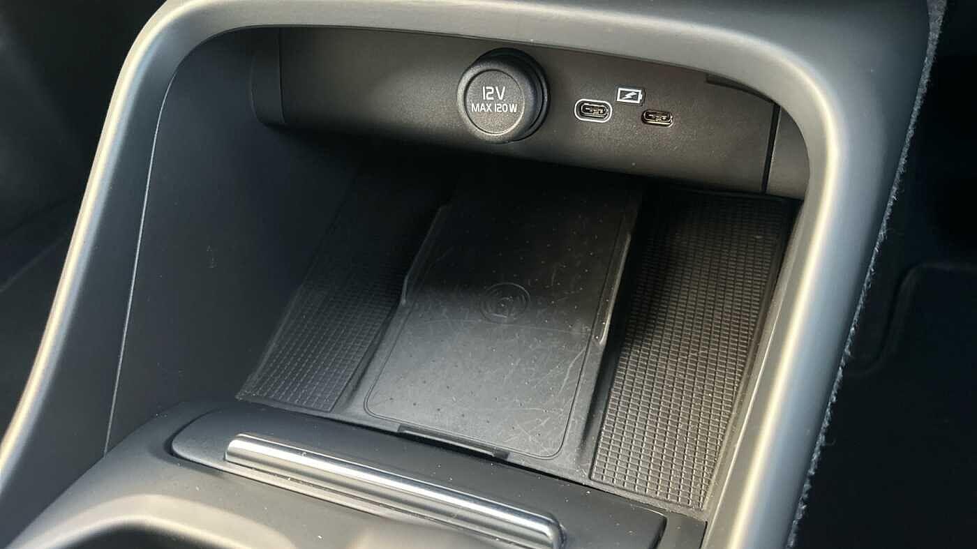 Used Volvo XC40 2023 for sale - 77363743: Photo 31