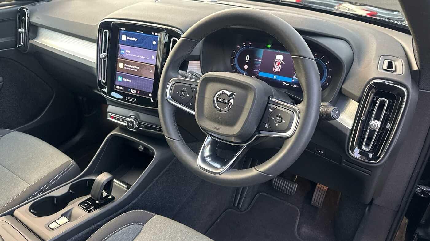 Used Volvo XC40 2023 for sale - 77363743: Photo 5