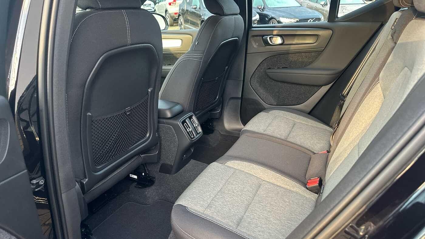 Used Volvo XC40 2023 for sale - 77363743: Photo 8